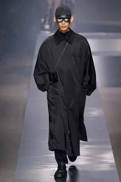 Look 14